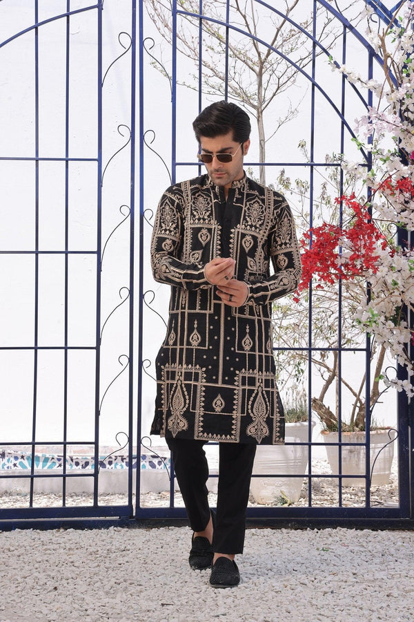 Embroidered Black Kurta and Pajama - ZB 1109 - Zeshan Bariwala