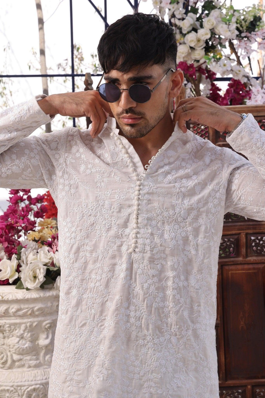 Embroidered White Kurta and Pajama - ZB 1100 - Zeshan Bariwala