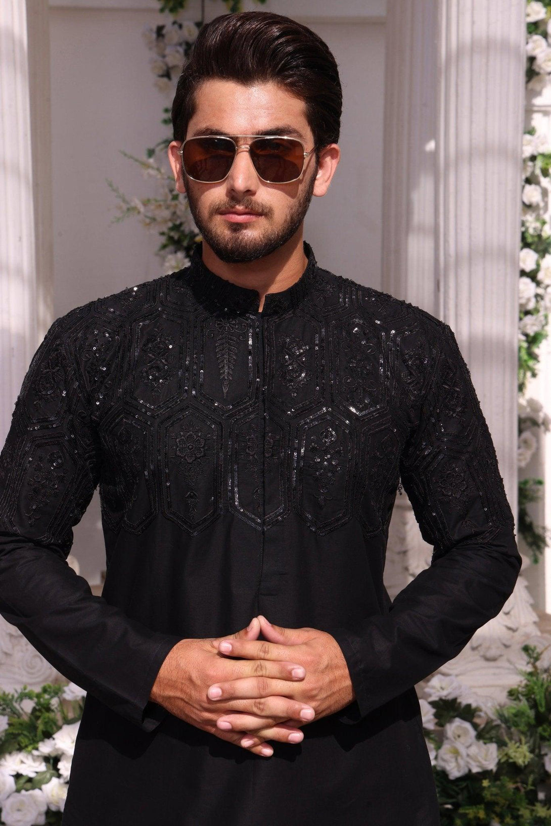 Embroidered Black Kurta and Pajama - ZB 1021 - Zeshan Bariwala